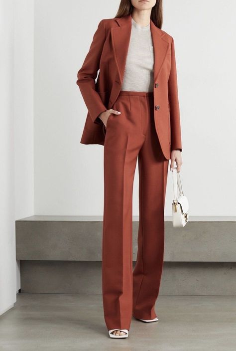 Straight Leg Formal Pants, Orange Business Outfit, Red Suit Women, Red Suits For Women, Tailored Suit Women, Pant Suits For Women, Tuxedo Women, Look Office, Woman Suit