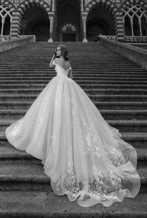 Royal Wedding Gowns, Ballgown Wedding Dress, Big Wedding Dresses, Wedding Dresses Princess Ballgown, Ballgown Wedding, Long Train Wedding Dress, Buy Wedding Dress, Royal Wedding Dress, Wedding Dress Train