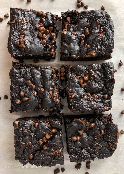 Zucchini Protein, Low Fat Brownies, Low Fat High Protein, Low Calorie Chocolate, Protein Dessert, Low Calorie Protein, Protein Mug Cakes, Low Fat Desserts, Healthier Treats