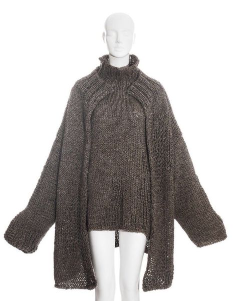 onjpg.2003 on Twitter: "Yohji Yamamoto brown knitted oversized cardigan 1984 https://t.co/PSWhj0MVJg" / Twitter Knitted Oversized Cardigan, Pixie Core, Aha Aha, Oversized Sweater Cardigan, Oversized Knit Cardigan, Romantic Outfit, Knit Turtleneck Sweater, Oversized Cardigan, Yohji Yamamoto