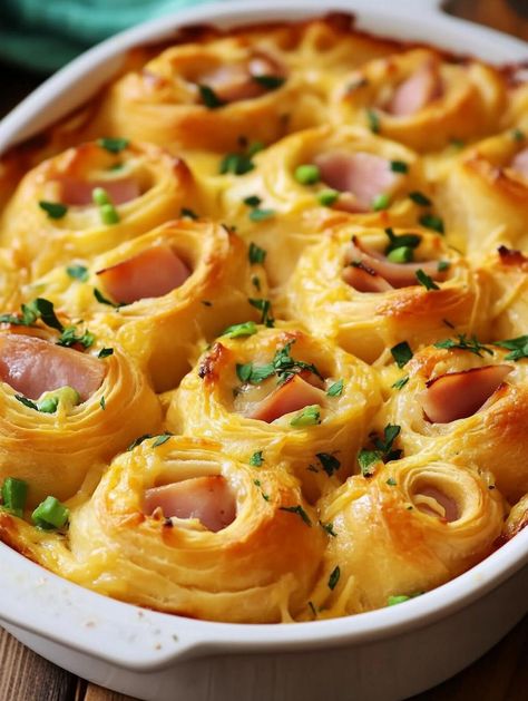 Ham and Cheese Crescent Rolls Casserole Casserole With Crescent Rolls, Recipes Using Crescent Rolls Breakfast, Ham And Crescent Roll Recipes, Ham And Cheese Crescents, Ham And Cheese Crescent Roll Bake, Crescent Roll Ups, Ham Recipes For Dinner Main Dishes, Stuffed Crescent Rolls, Ham And Cheese Crescent Rolls