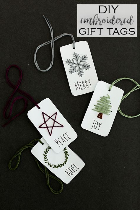 Homemade Christmas Gift Tags Diy Crafts, Christmas Name Tags Diy, Embroidered Gift Tags, Embroidered Tags, Diy Christmas Gift Tags, Diy Gift Tags, Hand Embroidered Gifts, Christmas Gift Tags Diy, Christmas Name Tags