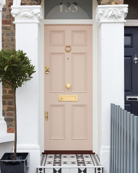 Victorian Front Door, Victorian Front Doors, Pink Front Door, Front Door Inspiration, Front Door Styles, Victorian Door, Door Inspiration, Pink Door, Painted Front Doors