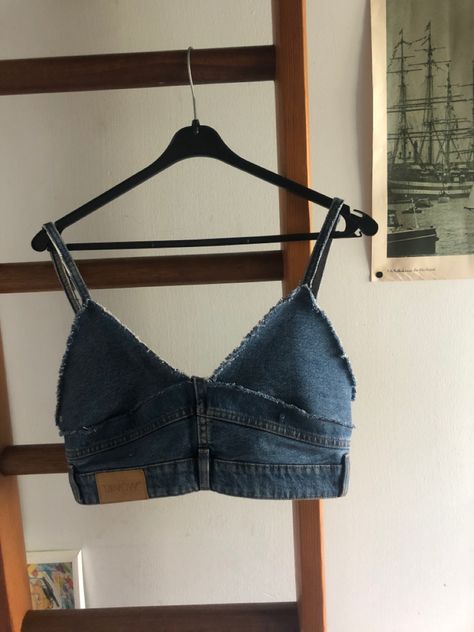 Denim Diy Clothes, Ropa Upcycling, Bathroom Ideas Black, Upcycle Clothes Diy, Diy Clothes Design, Diy Vetement, Custom Jeans, Denim Ideas, Diy Fashion Clothing