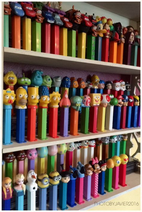 Pez Dispenser Display, Pez Collection, Perrier Jouet, Cupcake Decor, Funko Pop Dolls, Bears Nails, Pop Dolls, Cute Pokemon Pictures, Pez Dispensers