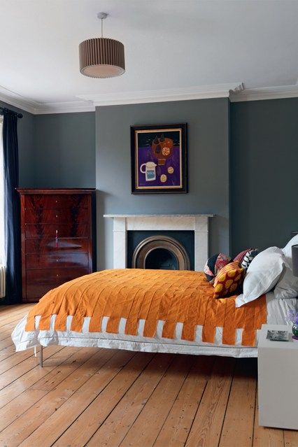 House Colours, Victorian Bedroom, Bedroom Orange, Grey Bedroom, Bedroom Color Schemes, Gray Bedroom, Spare Bedroom, Bedroom Paint, Awesome Bedrooms