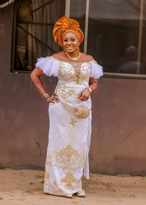 George Styles For Nigerian Mothers, Igbo Dress, Wrap Gown Styles, Gown Styles For Women, Madam Blouse, George Styles, Igbo Blouse, Lace Blouse Styles, Marriage Clothes