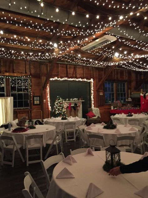 Company Christmas Party | CatchMyParty.com Fancy Christmas Party, Rustic Christmas Party, Church Christmas Party, Christmas Party Ideas For Teens, Ward Christmas Party, Corporate Christmas Parties, Christmas Party Table, Adult Christmas Party, Corporate Holiday Party