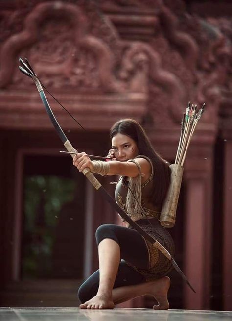 Archery Poses Reference, Archery Reference, Khmer Warrior, Archery Photography, Archer Pose, Archery Poses, Archery Women, Life Drawing Reference, Action Pose Reference