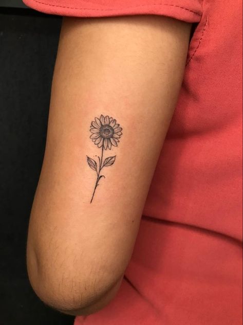 Pretty Sunflower Tattoo, Tattoo Of Sunflowers, Cute Small Sunflower Tattoos, Sunflower Breathe Tattoo, Subtle Sunflower Tattoo, Cool Sunflower Tattoos, Sunflower Tattoo Placement Ideas, Sunflower Tattoo Bicep, 2 Sunflowers Tattoo