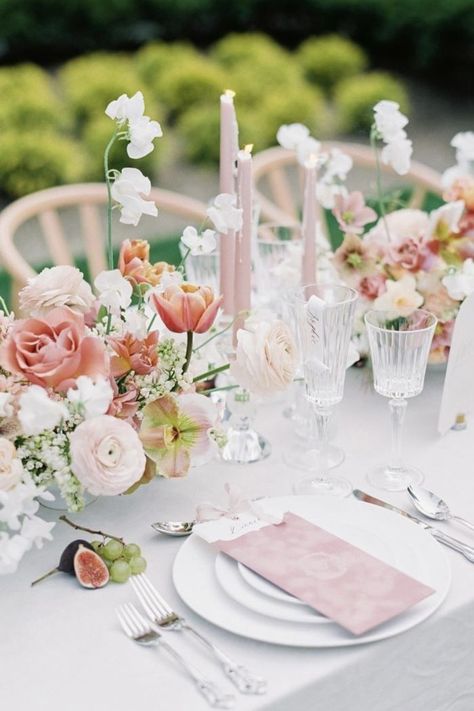 17 Pretty Baby in Bloom Shower Ideas - The Greenspring Home Round Wedding Tables, Flowers And Candles, Pastel Wedding Flowers, Feminine Wedding, Spring Wedding Inspiration, Venue Decor, Blue Candles, Peach Wedding, Pastel Wedding