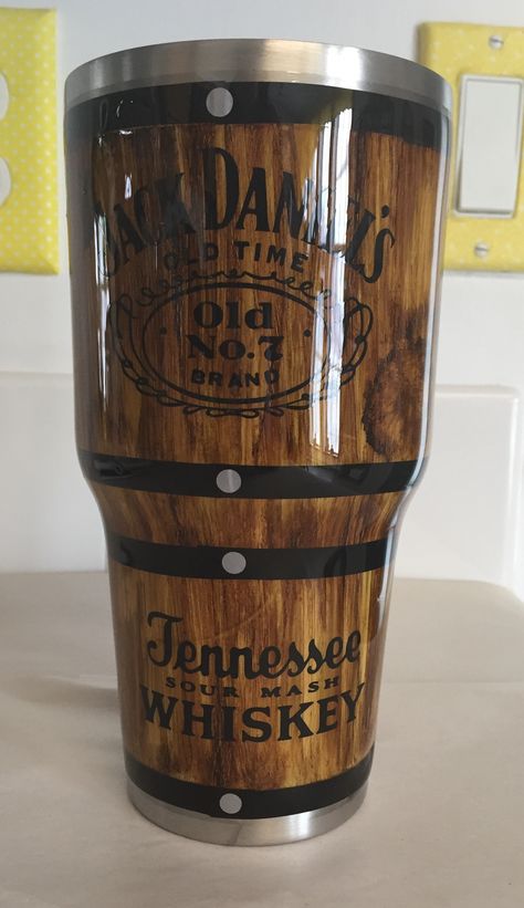 Jack Daniels wood grain tumbler Woodgrain Tumbler For Men, Men Epoxy Tumbler Ideas, Wood Grain Tumbler For Men, Men’s Epoxy Tumbler, Masculine Tumbler Ideas, Mens Epoxy Tumbler, Epoxy Cups For Men, Wood Grain Tumbler Ideas, Epoxy Cups Ideas For Men