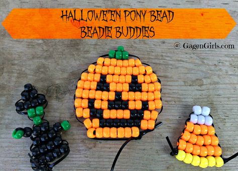 Hallowe'en Pony Bead Beadie Buddies @ GagenGirls.com 12 Days Of Halloween, Beads Craft Kids, Bead Painting, Bead Buddies, Pony Bead Animals, Pony Bead Projects, Pony Bead Crafts, Quick And Easy Crafts, Pumpkin Bead