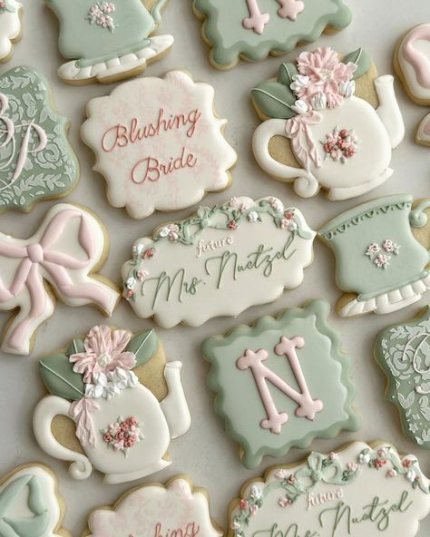 A cup of tea with the Bride-to Be🌸💐🤍🎀 #cowtowncookieco #fortworthcookies #aledocookies #bridalshowercookies #bridalteaparty… | Instagram Kitchen Tea Decor Ideas, Bridal Tea Cookies, 60th Birthday Tea Party Ideas, Bachelorette High Tea, Tea With Bride To Be, High Tea With The Bride To Be, Tea Party Bridal Shower Cookies, Tea With The Bride To Be Decor, Kitchen Tea Ideas Bridal Themes