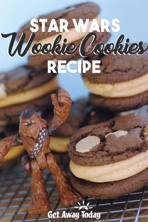 Star Wars Wookie Cookies Recipe || Get Away Today Star Wars Dessert, Star Wars Wookie, Wookie Cookies, Chocolate Covered Bacon, Disney Baking, Disney Inspired Food, Disney Dishes, Star Wars Food, Disney Cookies