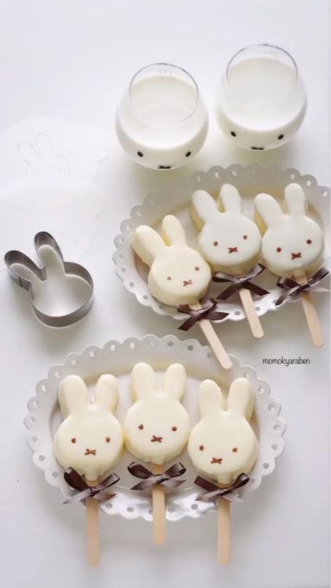 Miffy Cake, Easter Snack, Easter Snacks, Kawaii Dessert, Kawaii Cooking, Cute Baking, Cute Snacks, Bakery Cafe, Birthday Food