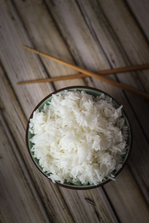 How to Cook Perfect Rice - The Wanderlust Kitchen Perfect White Rice, Perfect Rice, How To Cook Rice, White Rice, Rice Dishes, How To Cook, Rice Krispies, Rice Recipes, Food Hacks