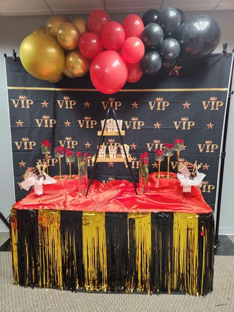 8th Grade Dance, Hollywood Party Theme, Party Table Decor, 2024 Ideas, Hollywood Theme, Party Table Decorations, Cake Table, 8th Grade, Party Table