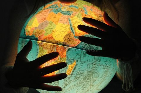 World In Hands, Hands Holding The World, Oc Images, Globe Photography, Holding The World, Globe Image, Blue Silhouette, Visual Design Trends, The Five Elements