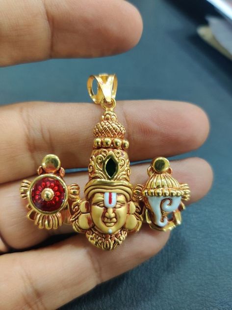 Hanuman Locket, Boys Rings, Man Gold Bracelet Design, Dollar Design, Gold Neck Chain, Gold Pendants For Men, Wedding Jewelry Sets Bridal Jewellery, Diamond Pendant Jewelry, Satya Jewelry