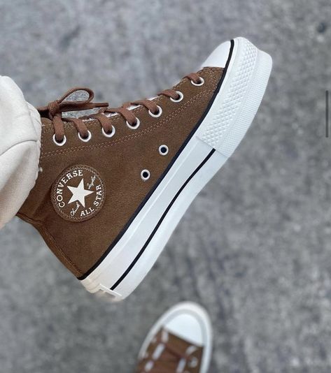 cozy club platform chuck taylor all star Boty Converse, Cute Converse, Dr Shoes, Fresh Shoes, Hype Shoes, Shoe Inspo, Aesthetic Shoes, Swag Shoes, Converse Sneakers