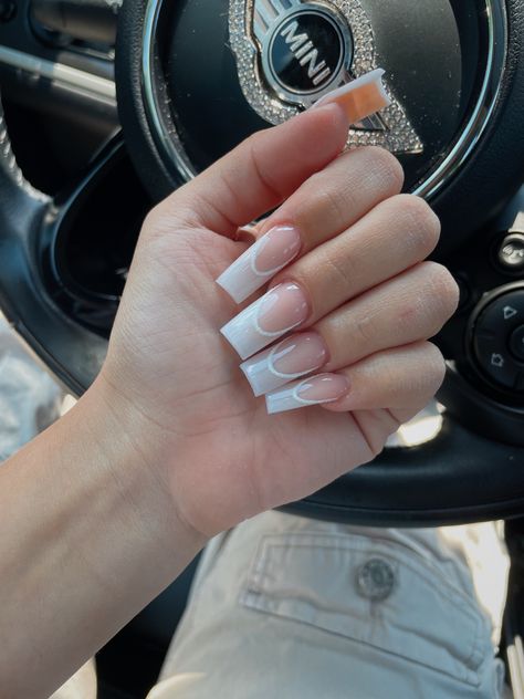 French Tip Line, Ombré French Tip Nails, Ombré French Tip, Ombré French, Ombre French Tips, Light Ombre, Nails With White, White French Tip, White Ombre