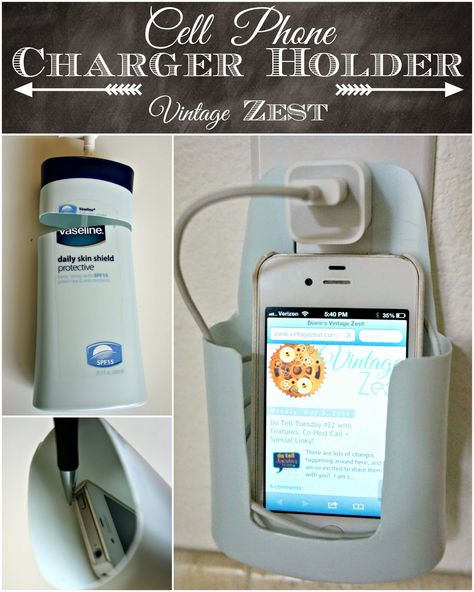 Cell Phone Charger Holder (upcycled from a lotion bottle!) on Diane's Vintage Zest! Cell Phone Charger Holder Diy, Plastik Recycling, Diy Projektit, Cell Phone Charger Holder, Cel Phone, Phone Charger Holder, Charger Holder, Kraf Diy, Mobile Holder