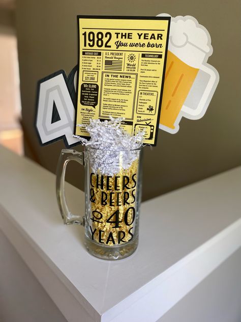 Centerpiece for party tables Beer Centerpieces, Centerpiece For Party, Beer Themed Birthday Party, Cheers And Beers To 40 Years, Beer Birthday Party, Husband 40th Birthday, 50th Birthday Centerpieces, Surprise 30th Birthday, Unique Party Ideas