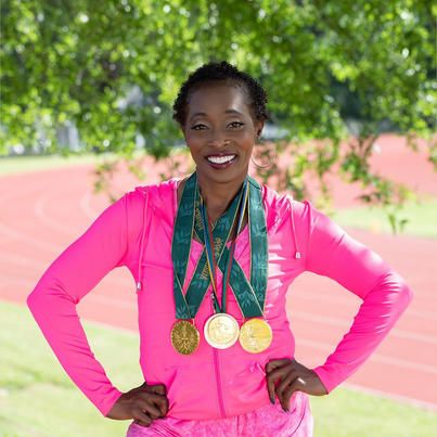 Former Olympic athlete Gail Devers... - Listen to Your Eyes | Facebook Track And Field Sprinter, Gail Devers, Female Sprinter, 100m Hurdles, American Games, Olympic Gold Medals, Olympic Athletes, Olympic Sports, Sports Photos