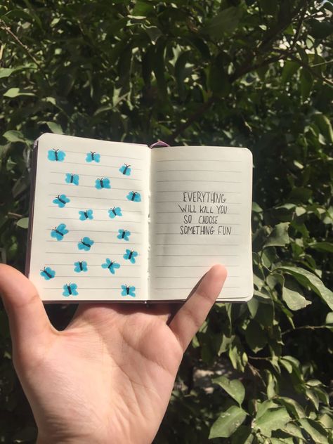 Small Drawings For Journals, Small Diary Painting Ideas, What To Do In Small Diary, Jornal Idea Dairy, Small Diary Art, Small Journal Aesthetic, Small Drawings For Diary, Mini Diary Journal Ideas, Mini Diary Ideas Creative