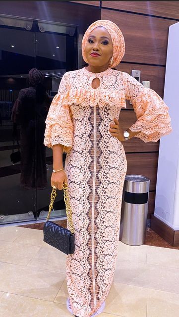 Gorgeous Lace Gown Styles, African Lace Bubu Styles, Kaftan Styles With Lace, Ladies Lace Dress Styles, Bubu Styles Lace, Dry Lace Bubu Gown Styles Nigerian, Kaftan Lace Styles For Women, Latest Lace Kaftan Styles For Women, Latest Kaftan Styles For Ladies