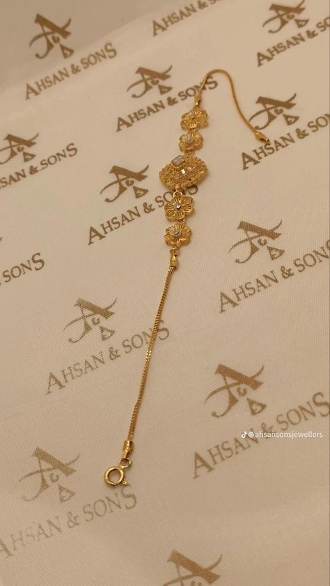 #gold Gold Necklace Design, Wedding Jewellery Designs, Unique Gold Jewelry Designs, Gold Bracelet Simple, Gold Jewels Design, Gold Bangles For Women, New Gold Jewellery Designs, Gold Jewellry, Fancy Jewelry Necklace