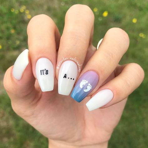 Gender Reveal Nails Ideas Acrylic Short, Gender Reveal Nails Ideas Simple Short, Pregnancy Nail Ideas, Maternity Nails Designs, Gender Reveal Ideas Nails, Pregnancy Announcement Nails, Uñas Baby Shower, Simple Gender Reveal Nails, Baby Gender Nails