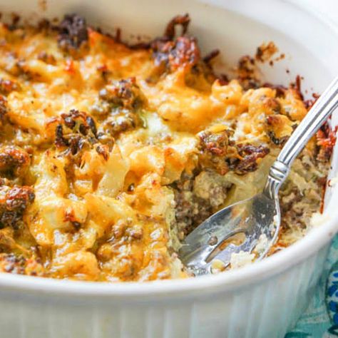 Beef And Cauliflower Rice, Low Carb Cheeseburger Casserole, Cauliflower Rice Casserole, Cheesy Ground Beef, Cauliflower Casserole Recipes, Free Keto Meal Plan, Lemon Dessert, Cheeseburger Casserole, Cauliflower Casserole