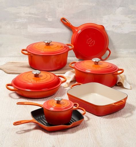 Le Crueset, Curved Interior, Greek Lemon Chicken Soup, Cast Iron Set, Cast Iron Cookware Set, Induction Oven, Le Creuset Cookware, Enameled Cast Iron Cookware, Greek Lemon Chicken