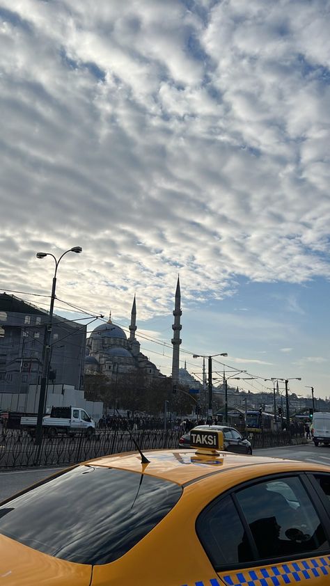 Mosque, taxi, Turkey, Istanbul, vacation Turkey Snap, Istanbul Turkey Snapchat, Istanbul Vacation, Turkey Mosque Istanbul, Turkey Streets, Turkey Night View, Blue Masjid Istanbul Turkey, Eastern Culture, Istanbul City