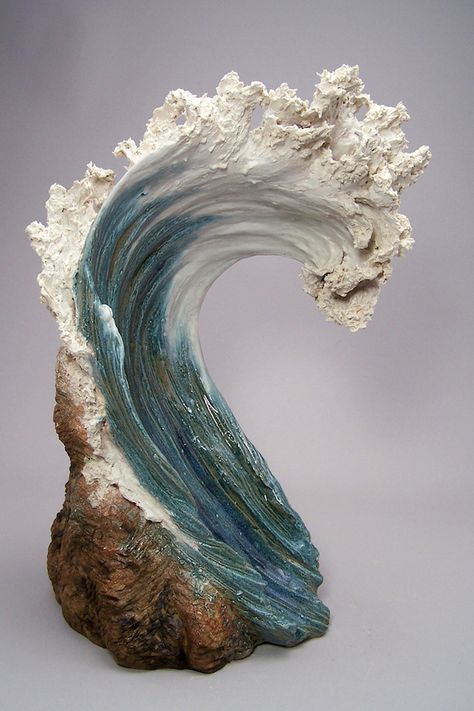 Denise Romecki Ocean-Inspired Ceramic Sculptures Resemble Cresting Waves....... Sculptures Céramiques, Tanah Liat, Wallpaper Tumblr, Driftwood Art, Sculpture Installation, Sculpture Clay, Clay Sculpture, Ocean Inspiration, Cool Stuff