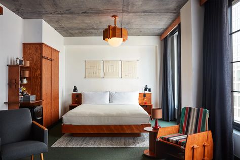 The 9 Best New York Hotels For Big City Thrills—But Some Chill Time, Too Ace Hotel Brooklyn, Tiny Library, Bedroom Photography, Open Hotel, Roman And Williams, Modern Style Bedroom, Mid Century Modern Bedroom, Freestanding Fireplace, Ace Hotel