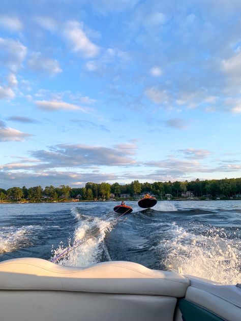 Lake Mom Aesthetic, Boat Days Aesthetic, Lake 4th Of July, Summer At The Lake Aesthetic, Lake Vacation Aesthetic, Summer On The Lake, Lake Weekend Aesthetic, Canadian Summer Aesthetic, Midwestern Summer Aesthetic