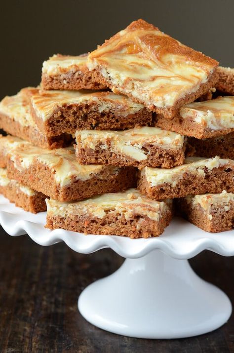 Carrot Cake Cheesecake Bars, Carrot Cheesecake, The Novice Chef, Cake Mix Cookie Bars, Cheesecake Easy, Cake Carrot, Novice Chef, Carrot Cake Bars, Easy Carrot Cake