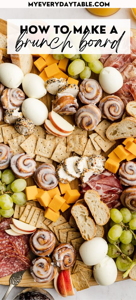 Brunch Charcuterie Board Ideas, Brunch Boards Ideas, Dinner Recipes For Picky Eaters, Brunch Charcuterie Board, Brunch Charcuterie, Breakfast Charcuterie Board, Breakfast Charcuterie, Recipes For Picky Eaters, Cheese Twists