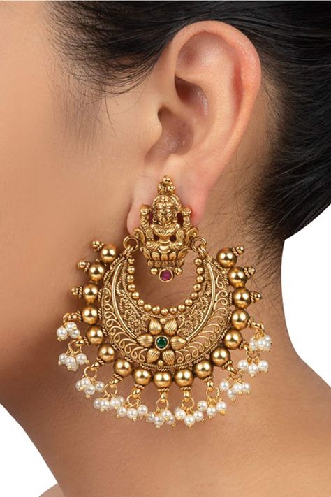 Buy Mortantra Temple Bead Chandbalis Online | Aza Fashions Ear Ring, Big Earrings Gold, Fashion Jewelry Necklaces Gold, Wedding Jewelry Sets Bridal Jewellery, Antique Necklaces Design, New Gold Jewellery Designs, Gold Earrings Models, Fancy Jewelry Necklace, Modern Gold Jewelry