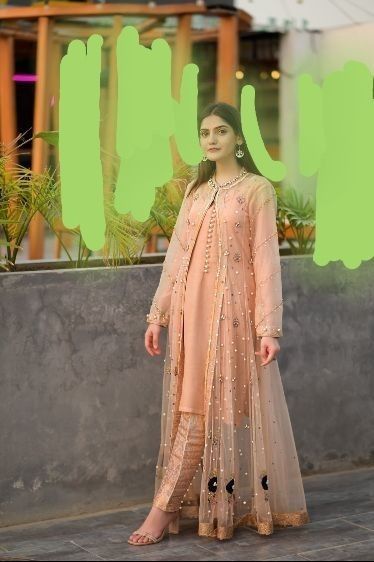 #eid collection Simple Dress Casual, Pakistani Women Dresses, Latest Dress Design, Pakistani Fancy Dresses, Pakistani Dresses Casual, Long Dress Design, Salwar Kamiz, Fancy Dresses Long, Modest Dresses Casual