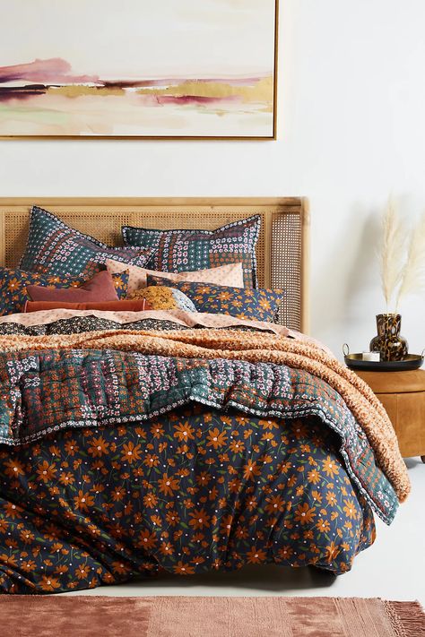 Unique bedding sets