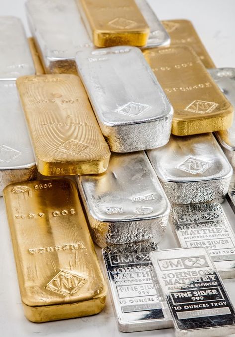 Gold And Money, Lingot D'or, Gold Bullion Bars, Logam Mulia, Buy Gold And Silver, Gold Investments, Gold Bars, Gold Money, Gold And Silver Coins