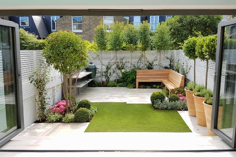 50+ ideas for small garden design Moderne Have, Small City Garden, Townhouse Garden, Small Garden Landscape, Small Courtyard Gardens, Courtyard Gardens Design, Small Patio Garden, Back Garden Design, Small Backyard Gardens