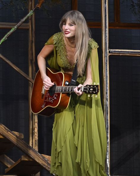 she is insanely gorgeous 💚 @taylorswift #taylorswift #taylornation #taylorsversion Folklore Dress, Nepo Baby, F1 Wag, Special Event Dresses, London Night, Pretty Angel, Taylor Swift Hair, Middle Name, Taylor Swift (lyrics)