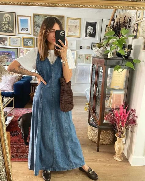 Maxi Dress Outfit 2024: Your Ultimate Guide to Stylish Long-Form Attire Summer Dress Outfits Modest, Fall Pinafore Dress, Why You Should Dress Modestly, Vintage Jean Dress Outfit, Wearing Dress In Winter, Denim Pinafore Dress Outfit Winter, Outfit Ideas Large Size, Cute Outfits Dress Up, Styling A Dress For Fall