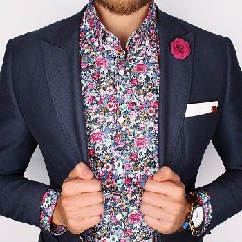 Since gray is considered a non-color the belt should match the watch rather than the shoes Gents T Shirts, Fashion Network, Fashion Business Casual, Navy Suit, Sharp Dressed Man, Suit Style, Suit Fashion, Suit And Tie, Floral Shirt