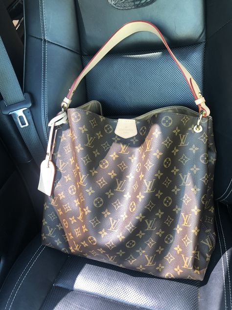 Graceful Louis Vuitton, Lv Graceful Mm Outfit, Louis Vuitton Aesthetic Bag, Lv Purse Aesthetic, Lv Handbags Aesthetic, Louis Vuitton Speedy Outfit, Louis Vuitton Graceful, Lv Monogram Bag, Artsy Bag Louis Vuitton